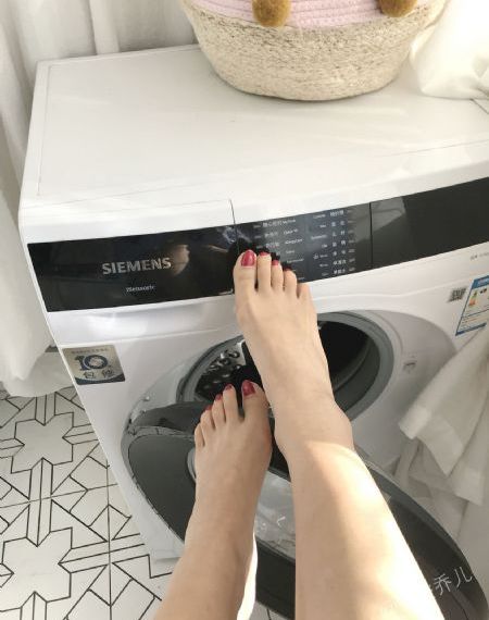 变成黑皮肤第二季在线看_BD英语手机在线观看