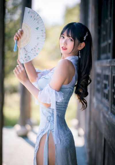 李采潭自由夫人_BD韩语完整在线观看