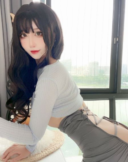 漂亮的小峓子观看4_免费观看